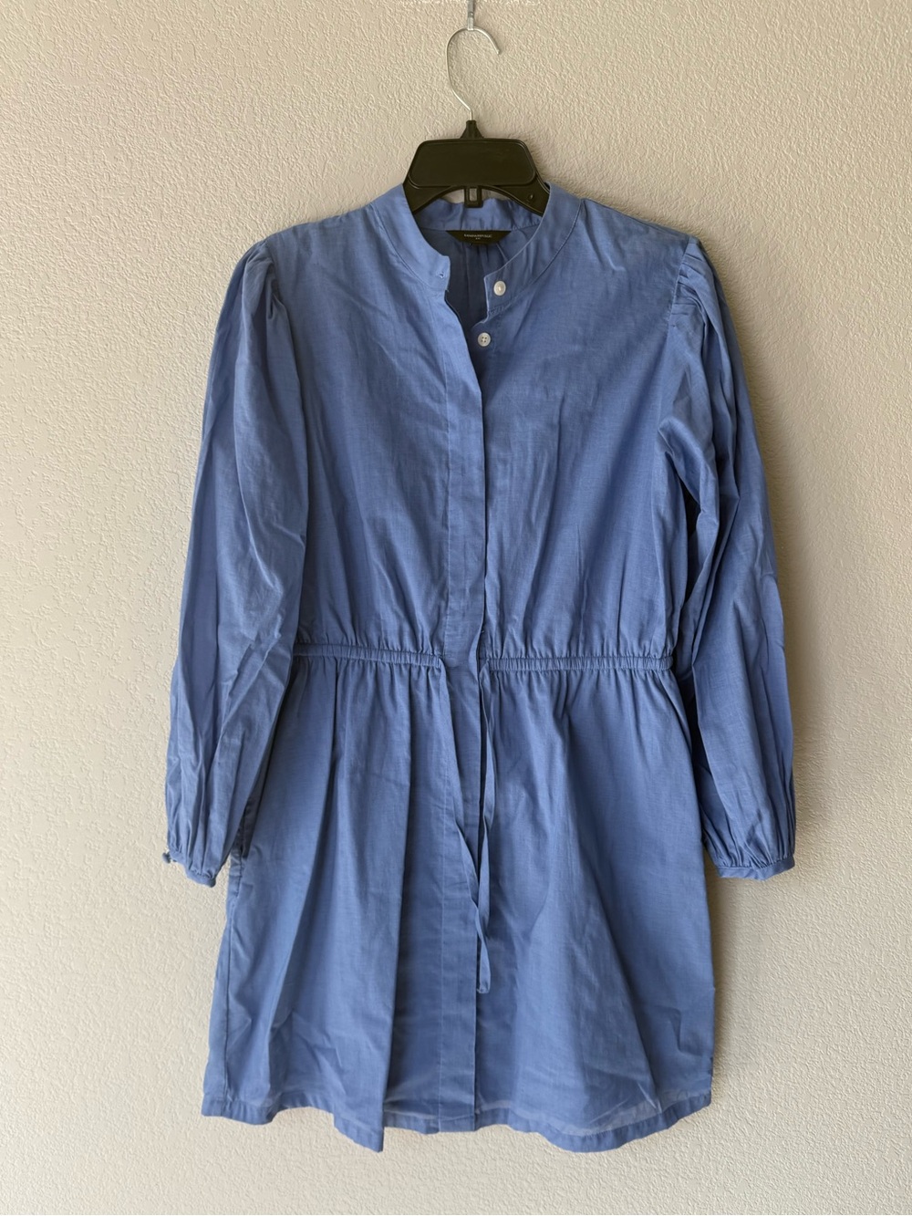 Banana Republic Women’s Sky Blue Lightweight 100% Cotton Long Sleeve Dress